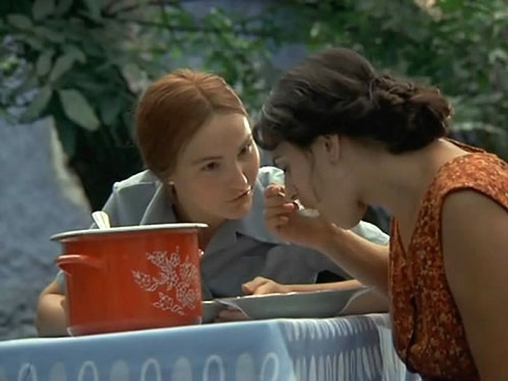 Pásla kone na betóne